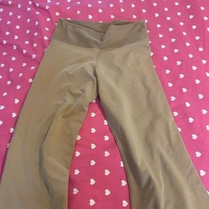 Lululemon sweat capris size 4